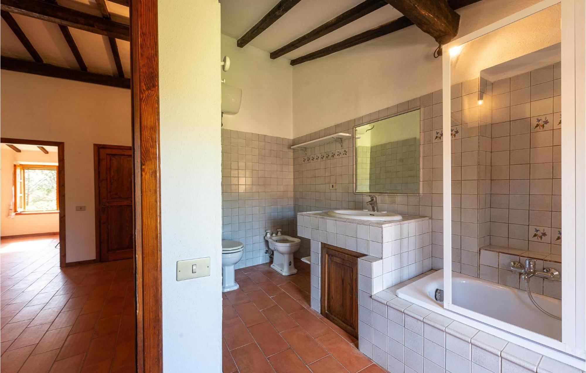 Cozy Home In Massa Marittima Gr With Kitchen Exterior foto
