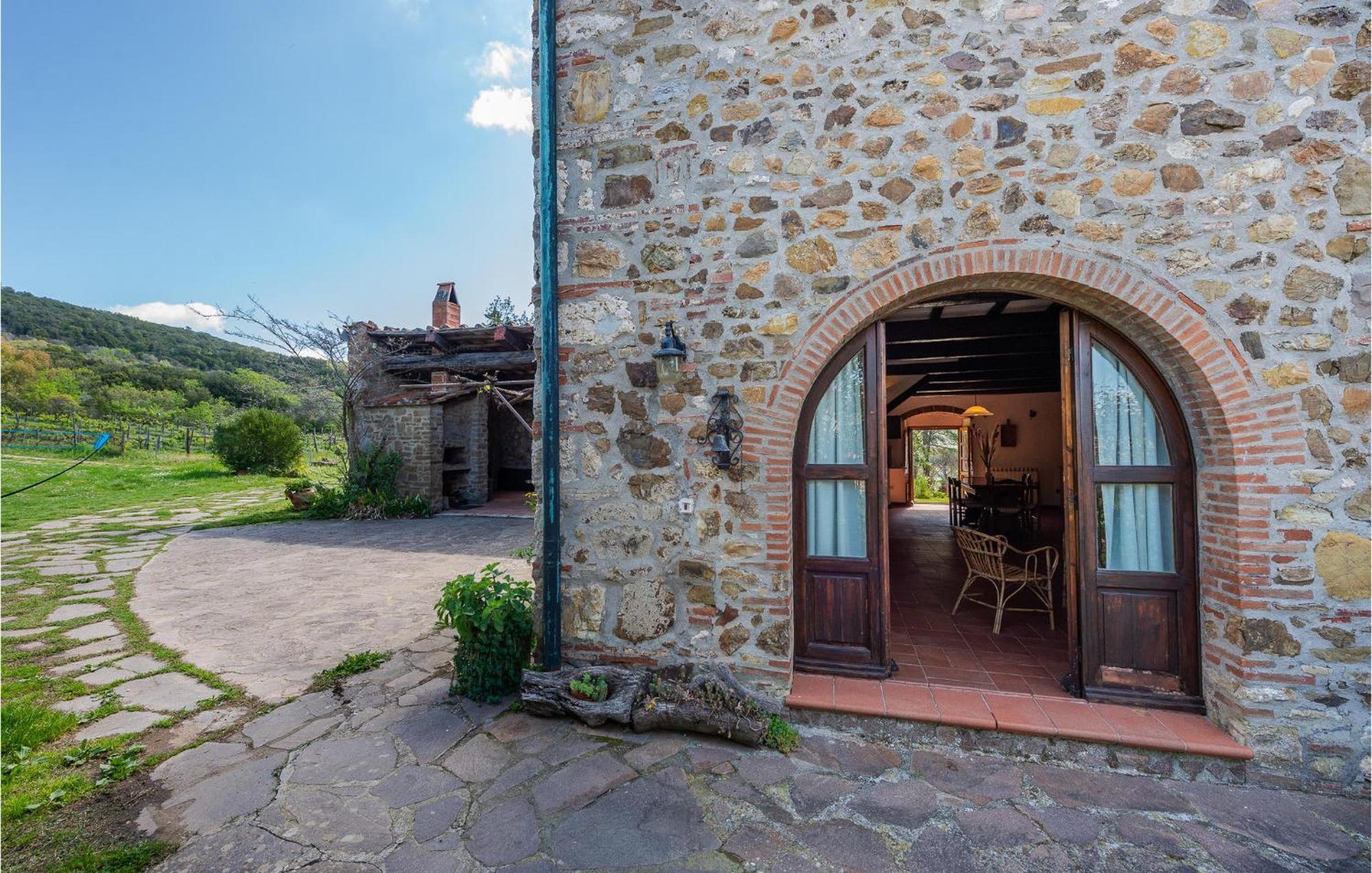 Cozy Home In Massa Marittima Gr With Kitchen Exterior foto