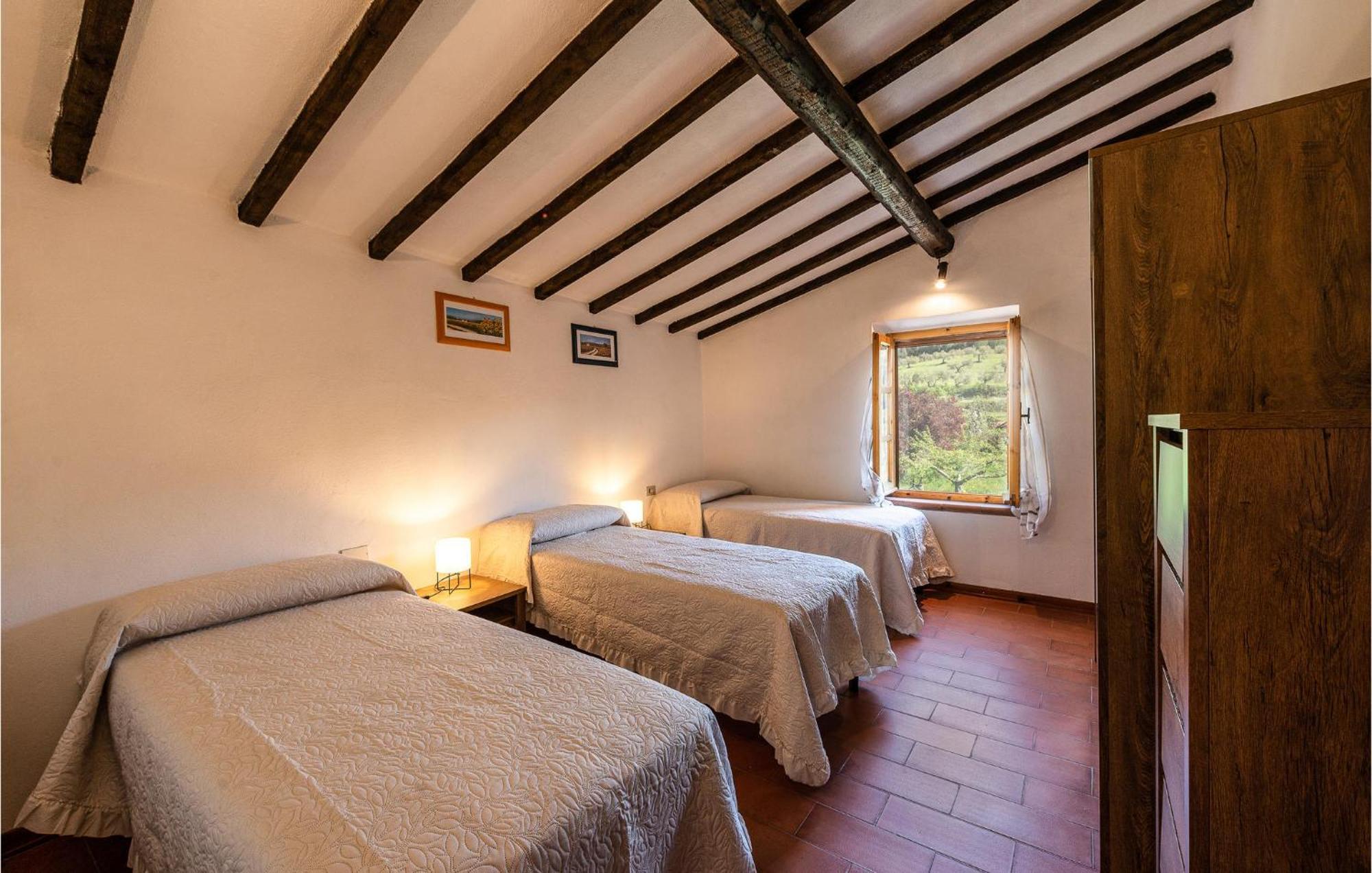Cozy Home In Massa Marittima Gr With Kitchen Exterior foto