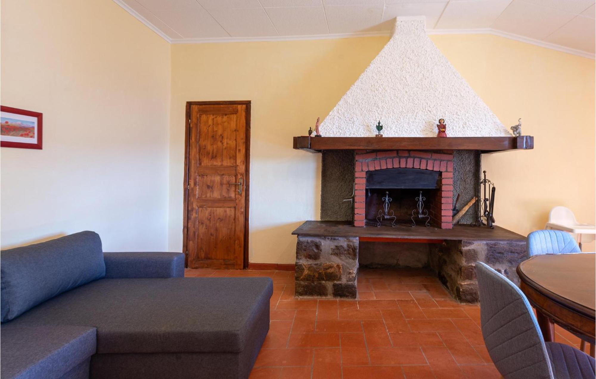 Cozy Home In Massa Marittima Gr With Kitchen Exterior foto