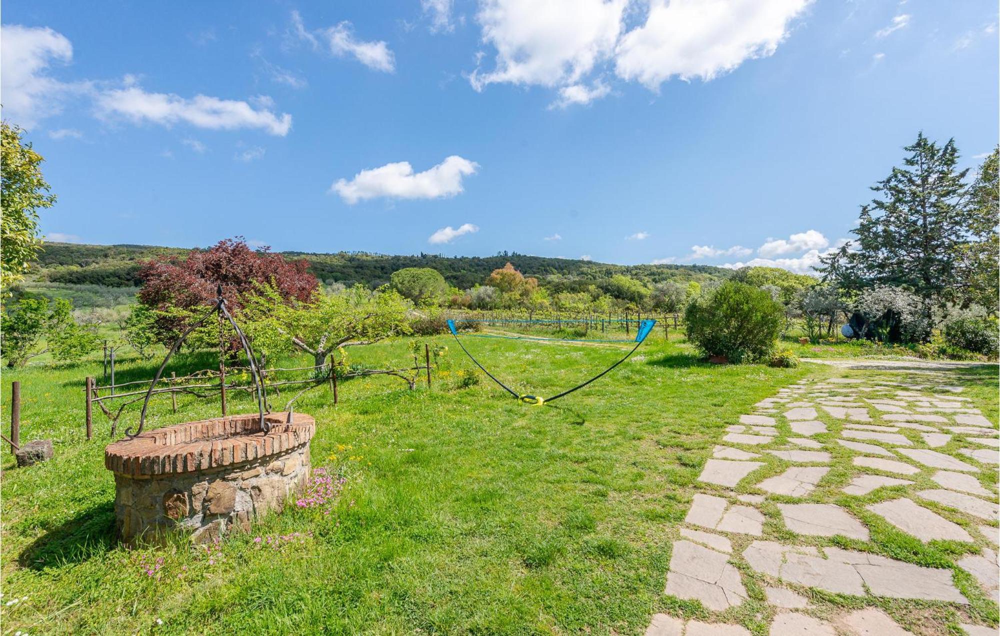 Cozy Home In Massa Marittima Gr With Kitchen Exterior foto